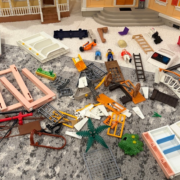 Playmobil Lot - Picture 4 of 11